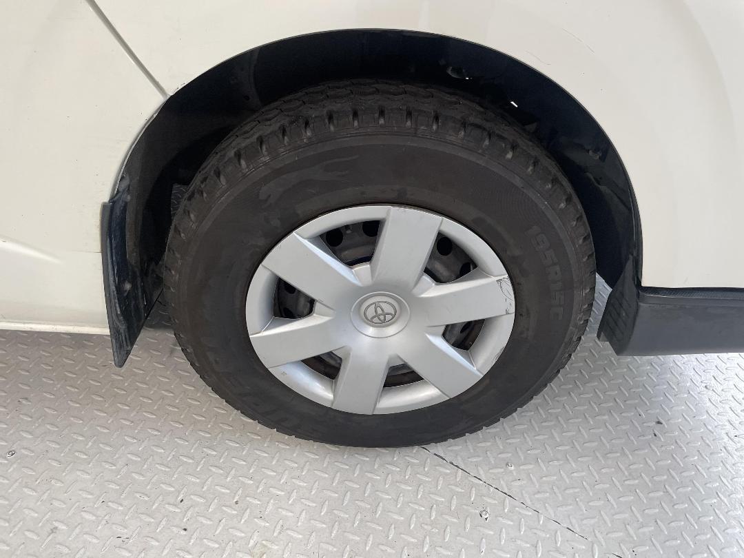 Photo '9' of Toyota Hiace