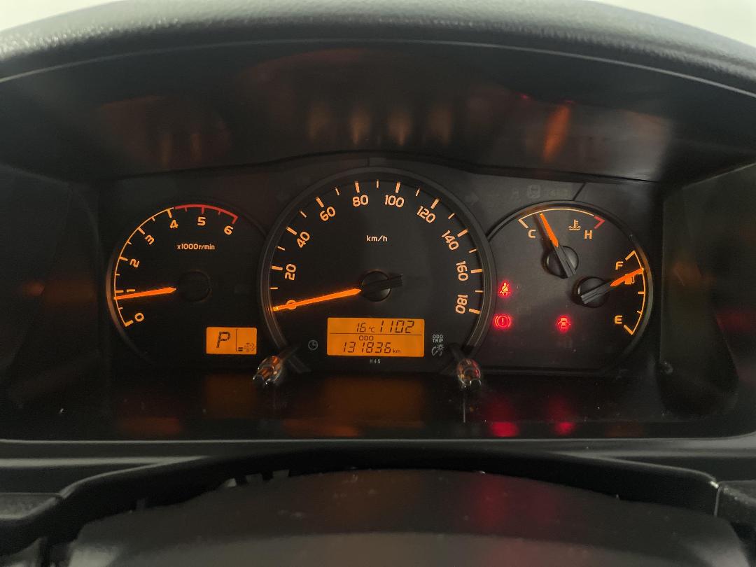 Photo '20' of Toyota Hiace