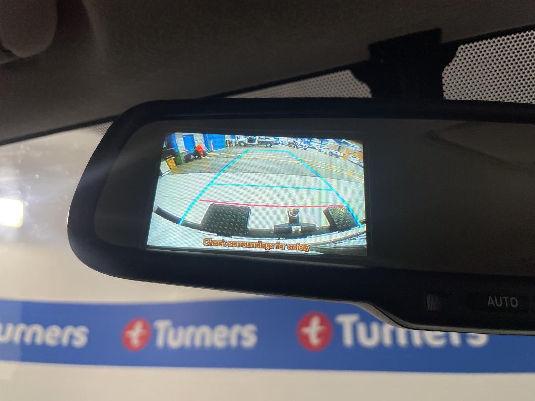 Photo '26' of Toyota Hiace