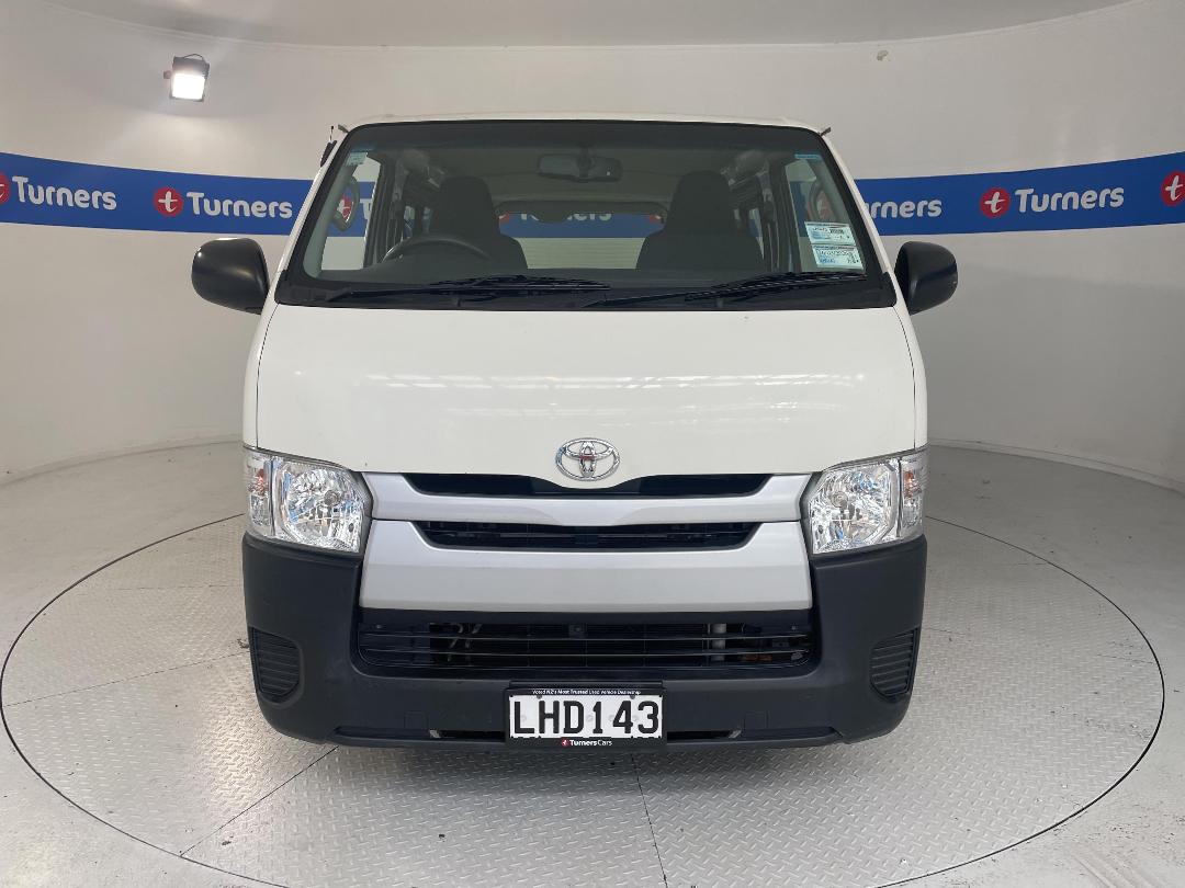 Photo '2' of Toyota Hiace