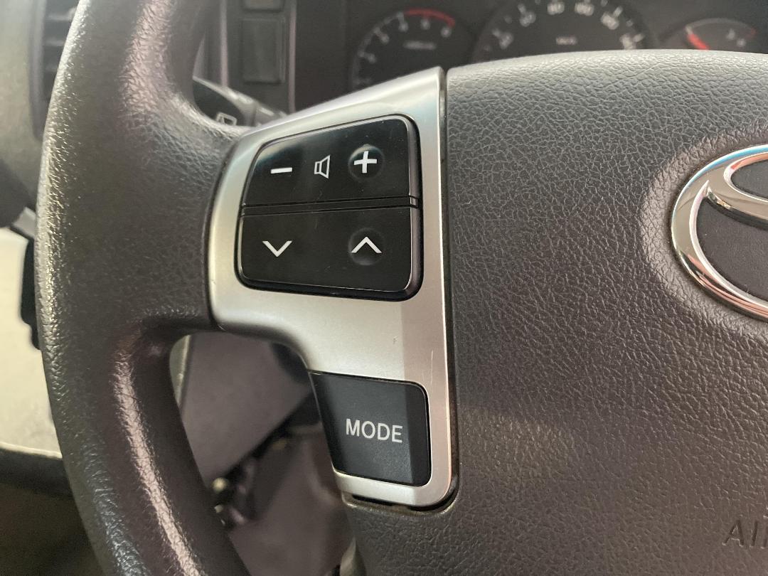 Photo '24' of Toyota Hiace