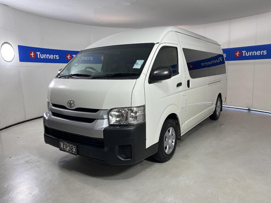 Photo '4' of Toyota Hiace