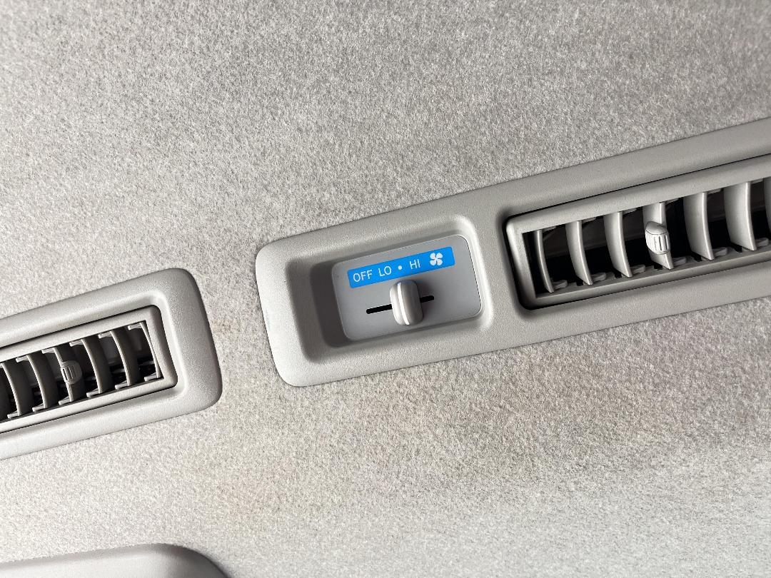 Photo '23' of Toyota Hiace