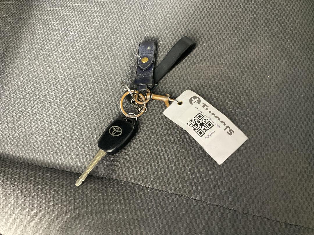 Photo '21' of Toyota Hiace