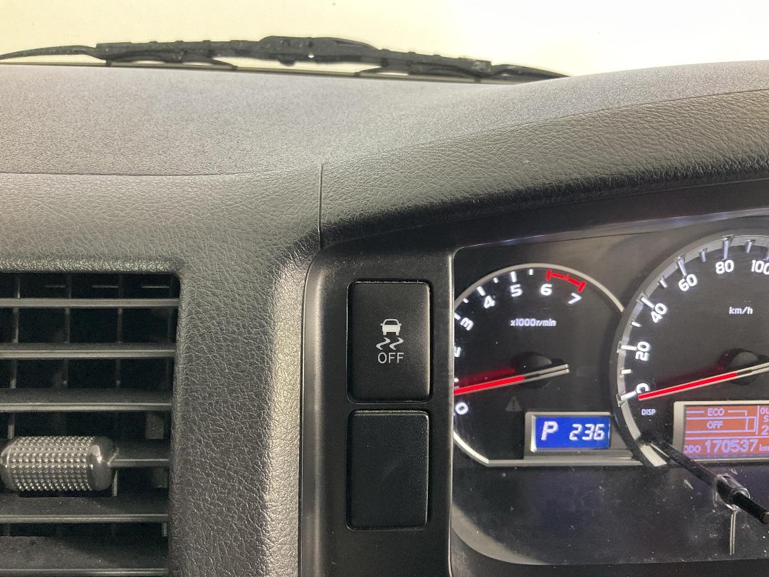 Photo '26' of Toyota Hiace