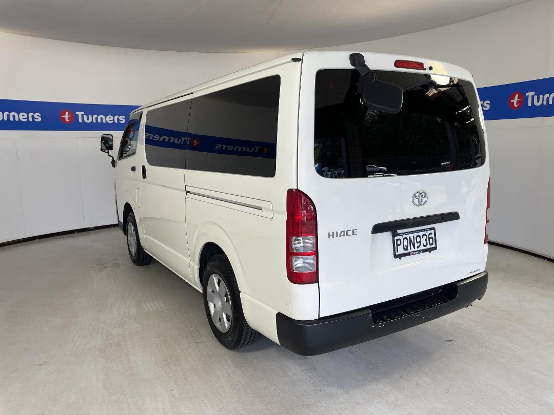 Photo '5' of Toyota Hiace