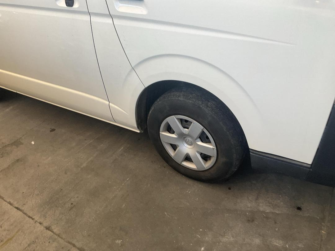 Photo '2' of Toyota Hiace Photo '2' of Toyota Hiace