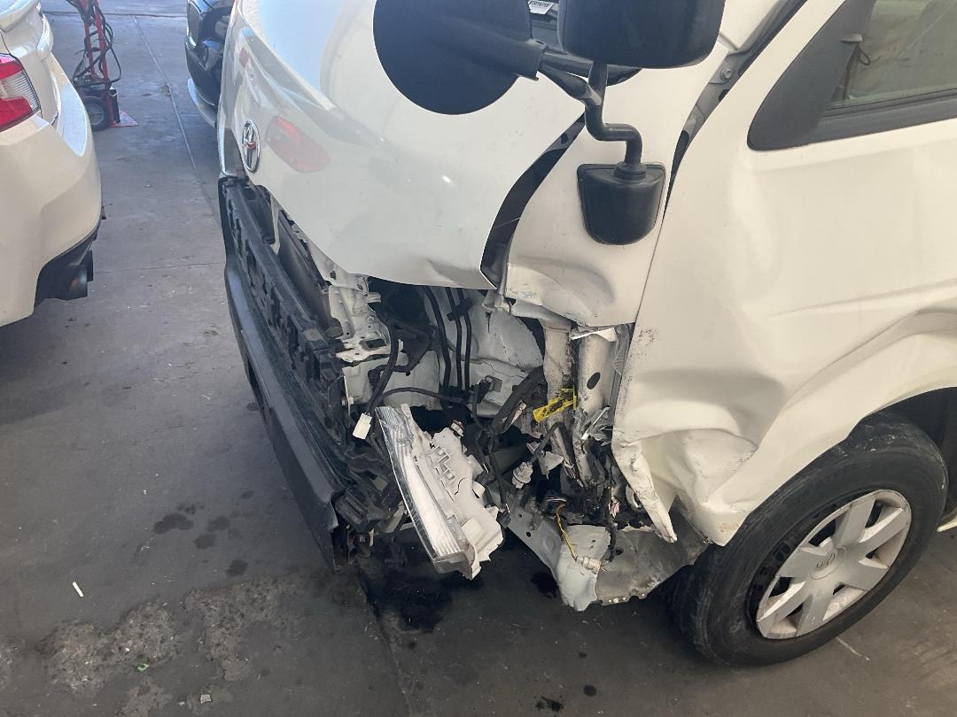 Photo '8' of Toyota Hiace Photo '8' of Toyota Hiace