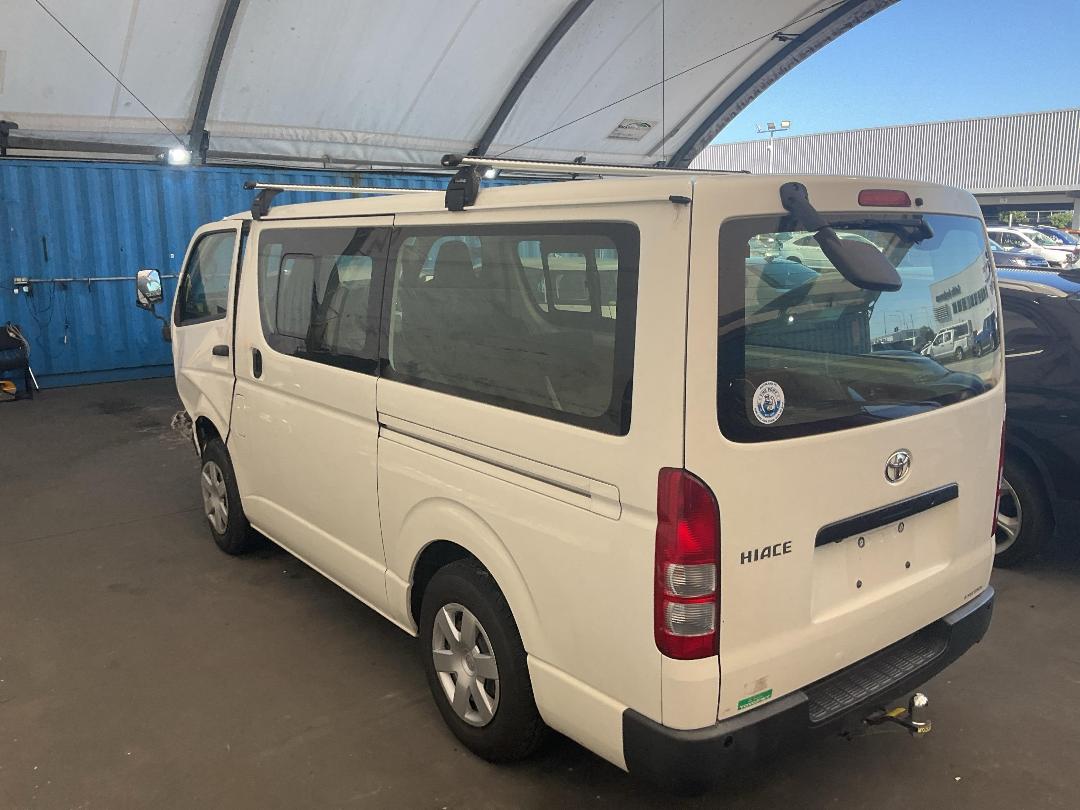 Photo '11' of Toyota Hiace Photo '11' of Toyota Hiace