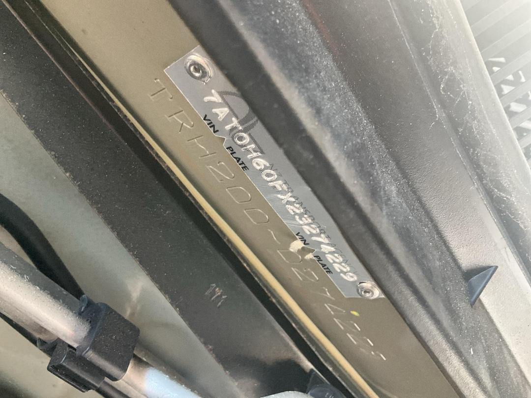 Photo '15' of Toyota Hiace Photo '15' of Toyota Hiace