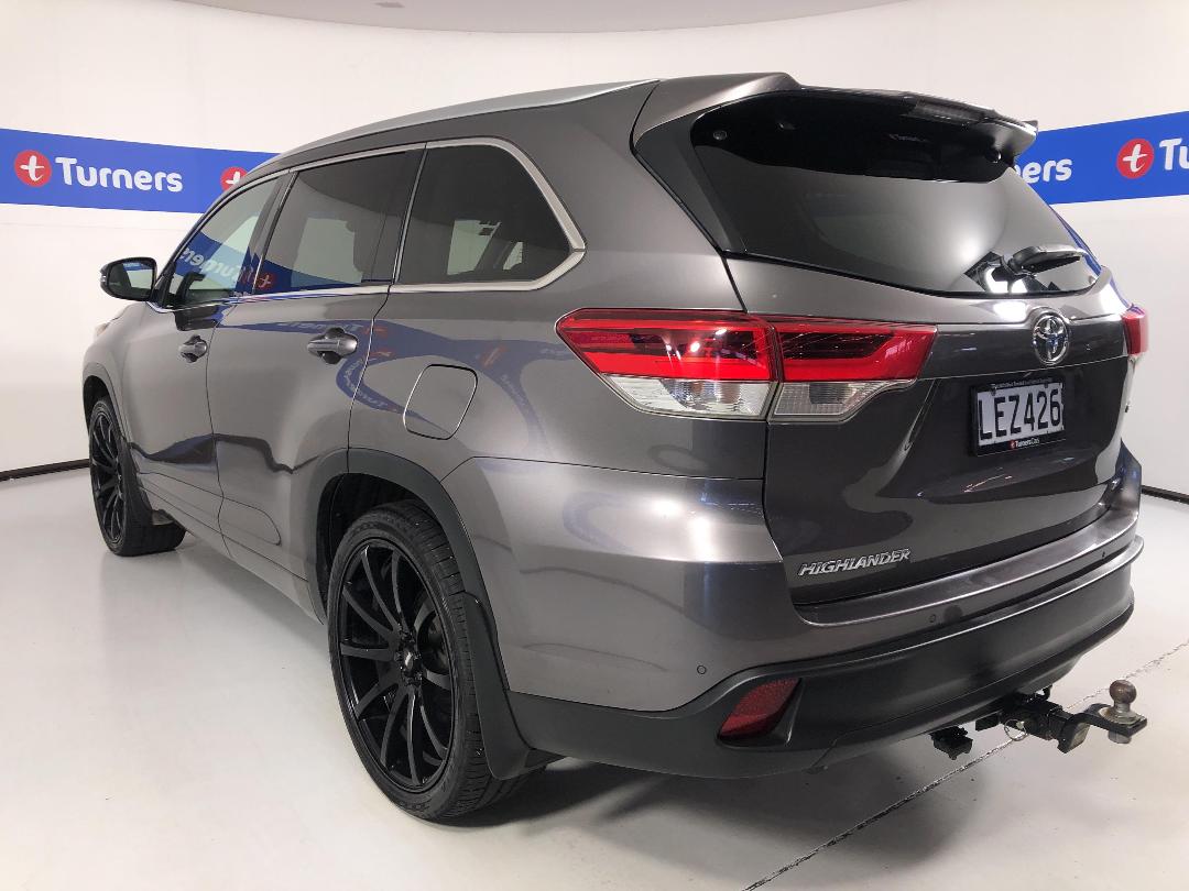 Photo '5' of Toyota Highlander