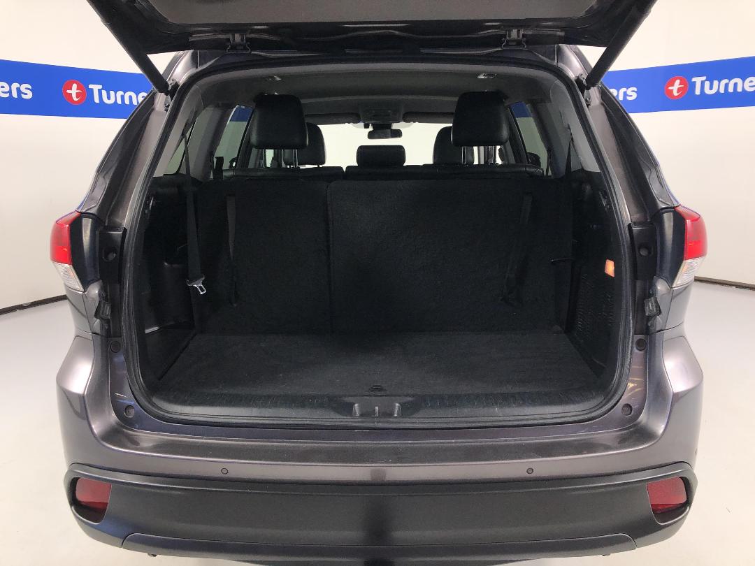 Photo '14' of Toyota Highlander