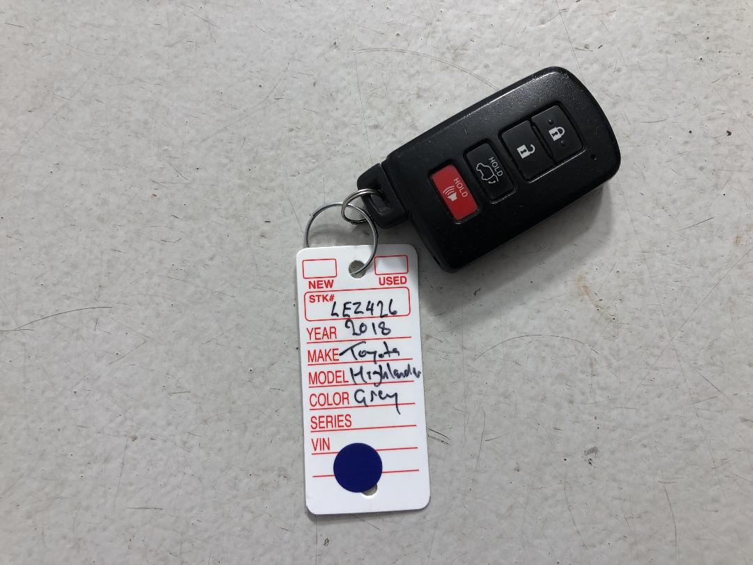 Photo '22' of Toyota Highlander