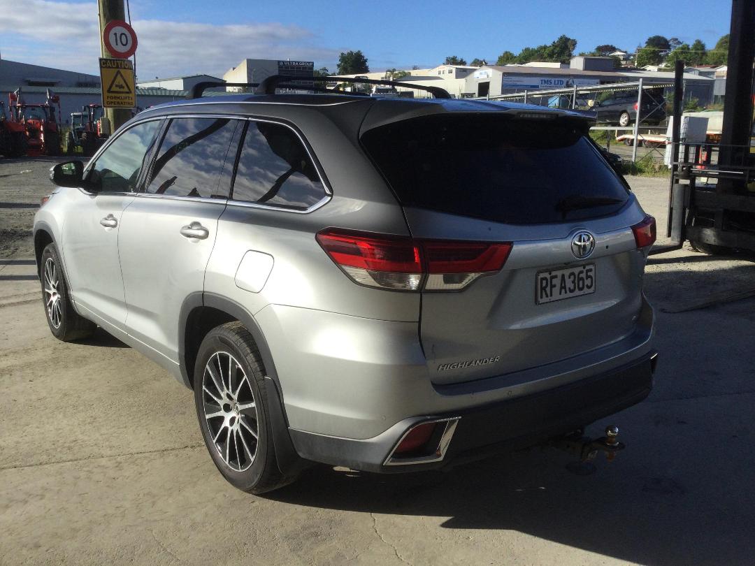 Photo '6' of Toyota Highlander Limited Photo '6' of Toyota Highlander Limited