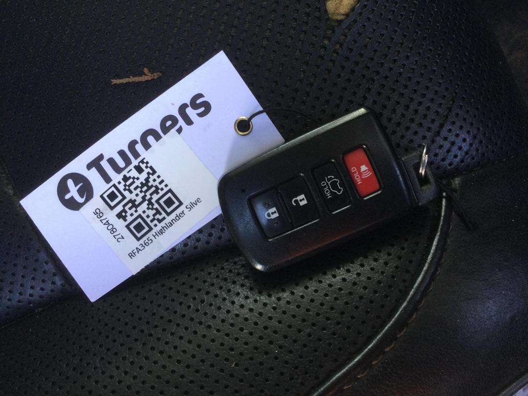 Photo '16' of Toyota Highlander Limited Photo '16' of Toyota Highlander Limited