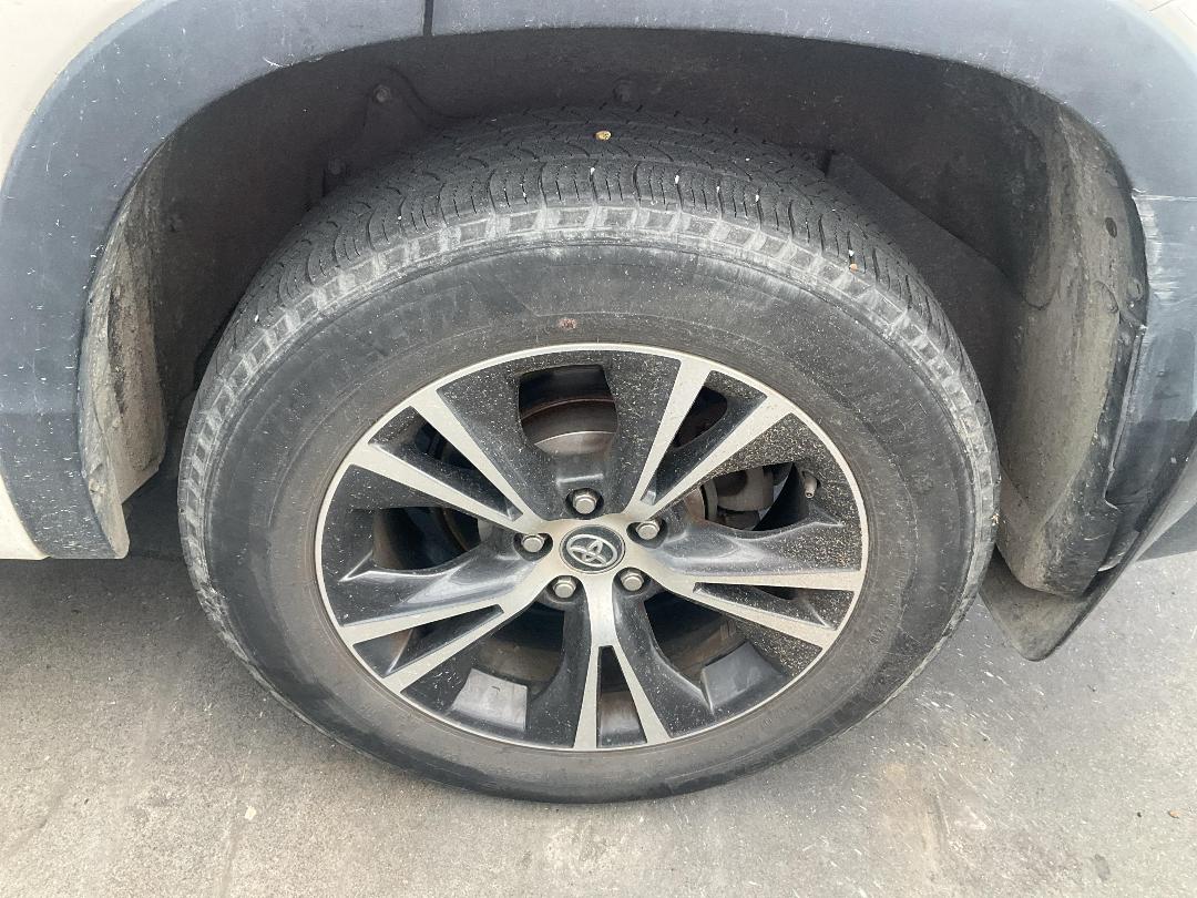 Photo '10' of Toyota Highlander GX Photo '10' of Toyota Highlander GX