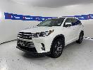 Thumbnail '4' of Toyota Highlander