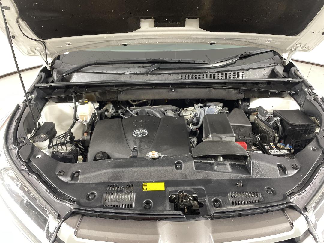 Photo '13' of Toyota Highlander