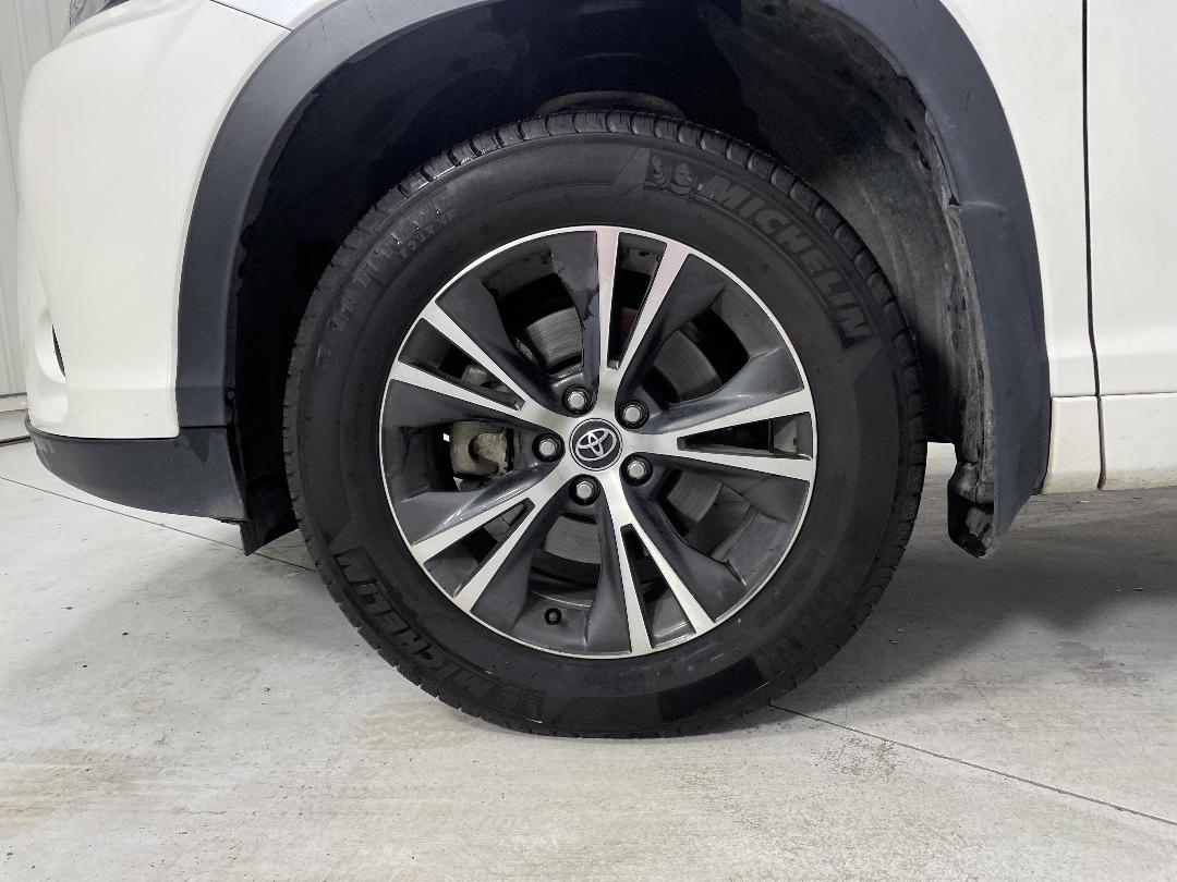 Photo '10' of Toyota Highlander