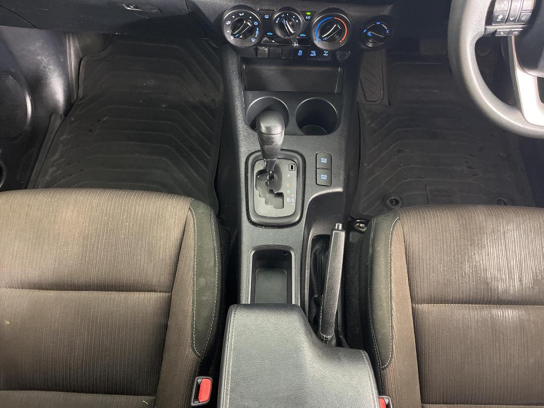 Photo '23' of Toyota Hilux Photo '23' of Toyota Hilux