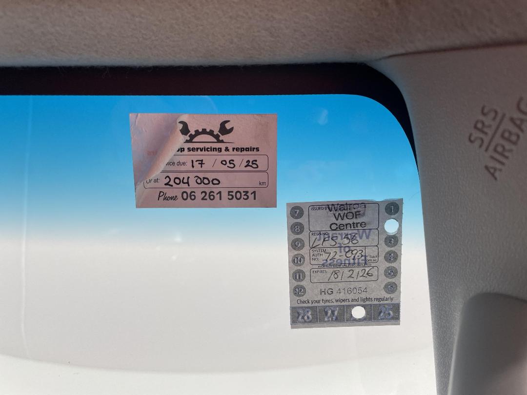 Photo '23' of Toyota Hilux