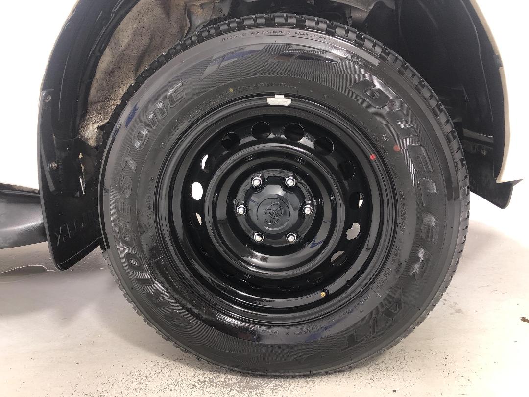 Photo '9' of Toyota Hilux Photo '9' of Toyota Hilux