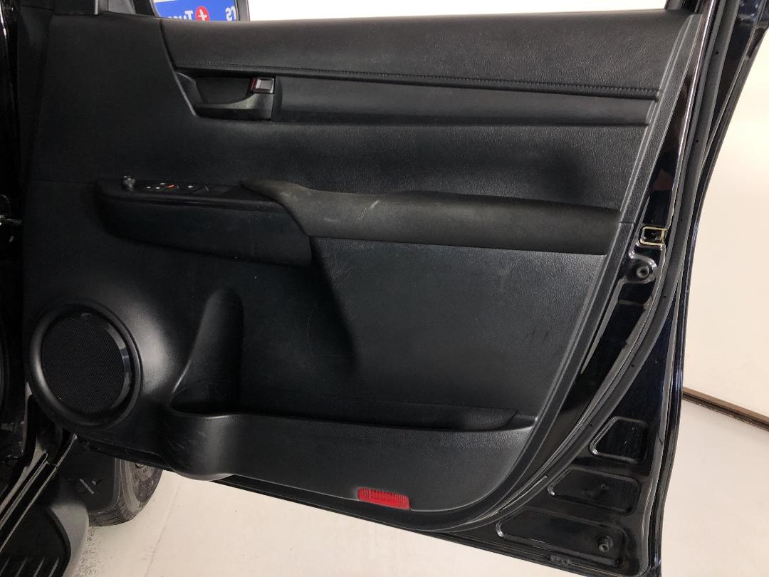 Photo '15' of Toyota Hilux