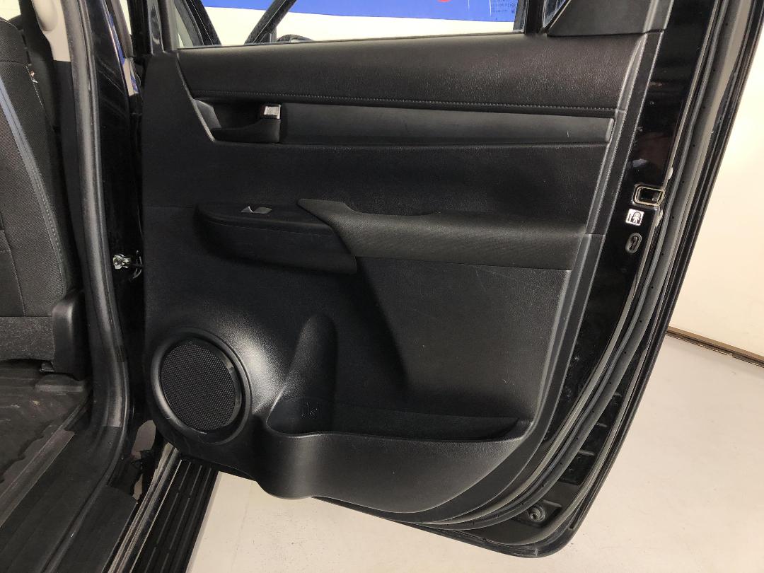 Photo '19' of Toyota Hilux