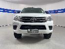 Thumbnail '2' of Toyota Hilux