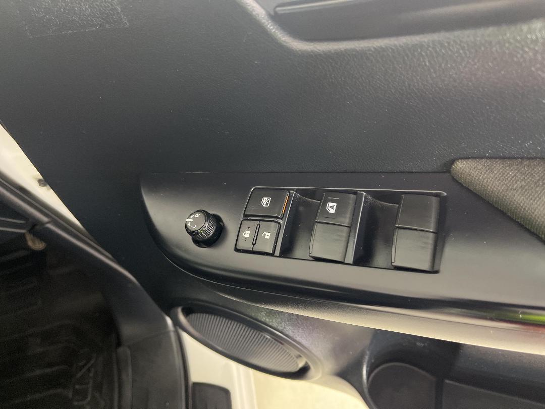 Photo '24' of Toyota Hilux