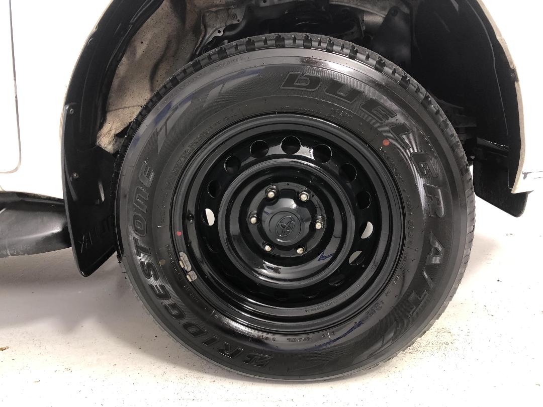 Photo '9' of Toyota Hilux