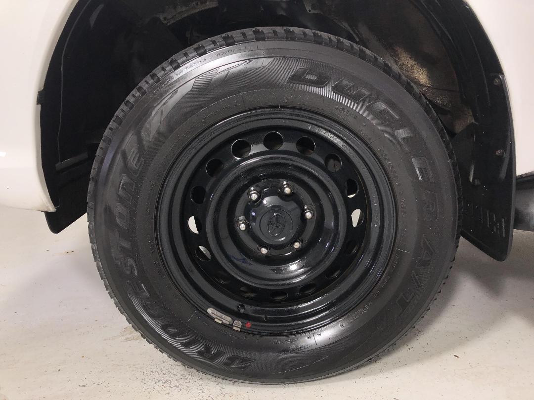 Photo '10' of Toyota Hilux