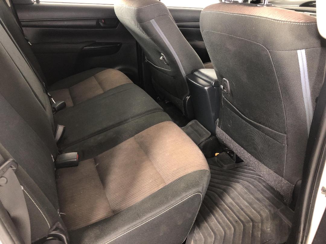 Photo '20' of Toyota Hilux