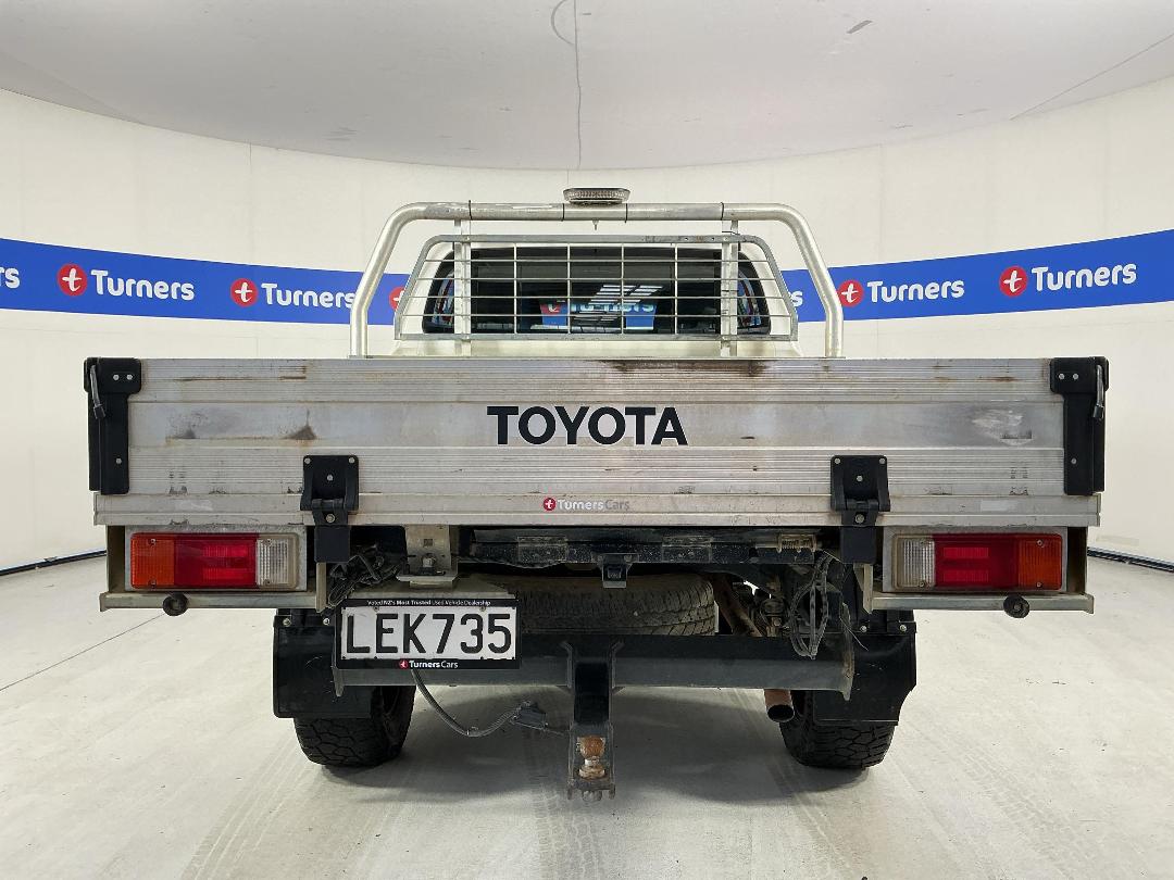 Photo '6' of Toyota Hilux