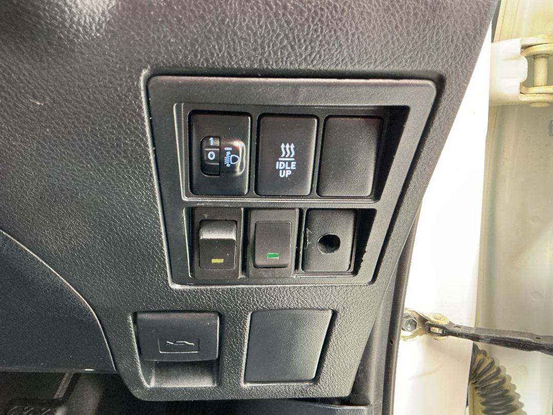 Photo '24' of Toyota Hilux