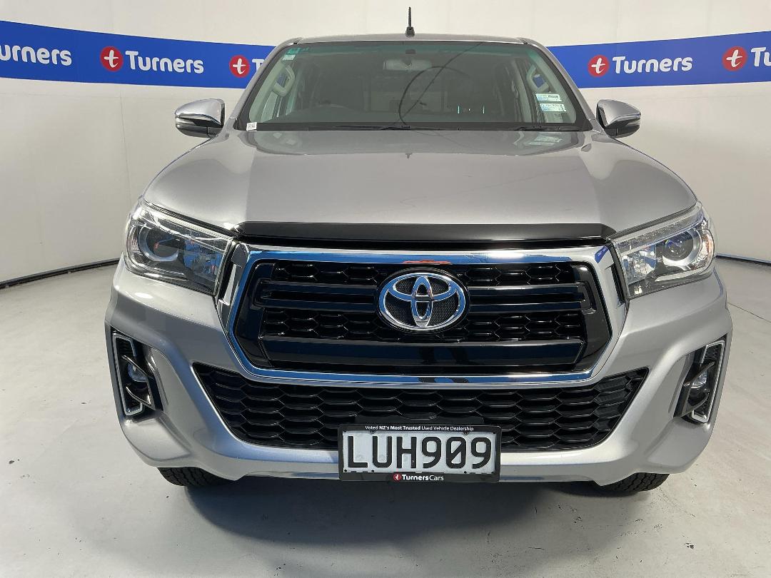 Photo '2' of Toyota Hilux