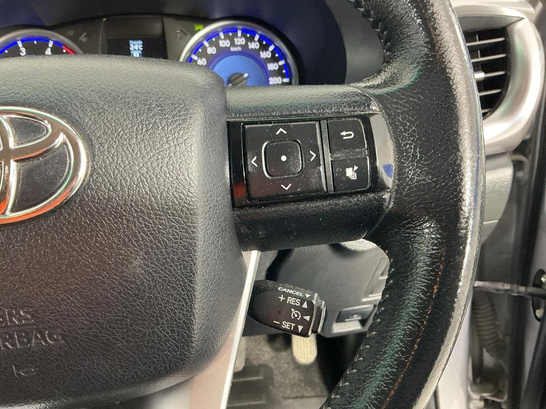 Photo '25' of Toyota Hilux