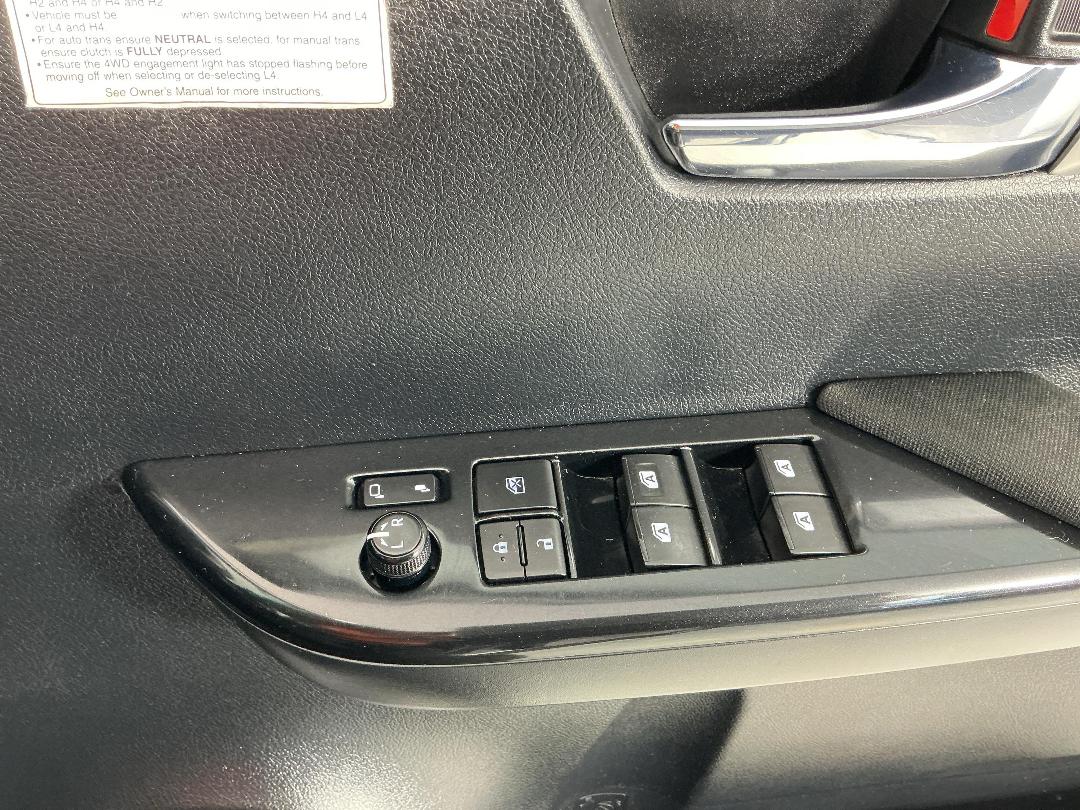 Photo '26' of Toyota Hilux