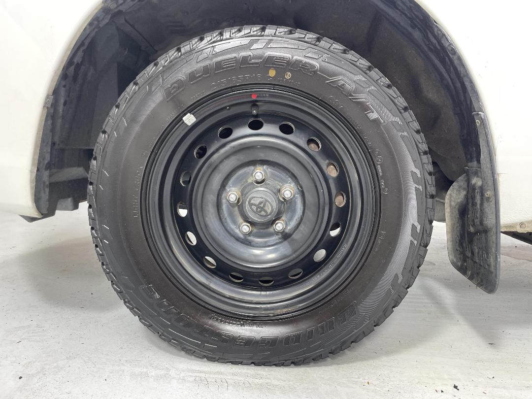 Photo '10' of Toyota Hilux Photo '10' of Toyota Hilux