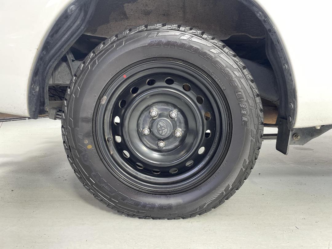 Photo '12' of Toyota Hilux Photo '12' of Toyota Hilux