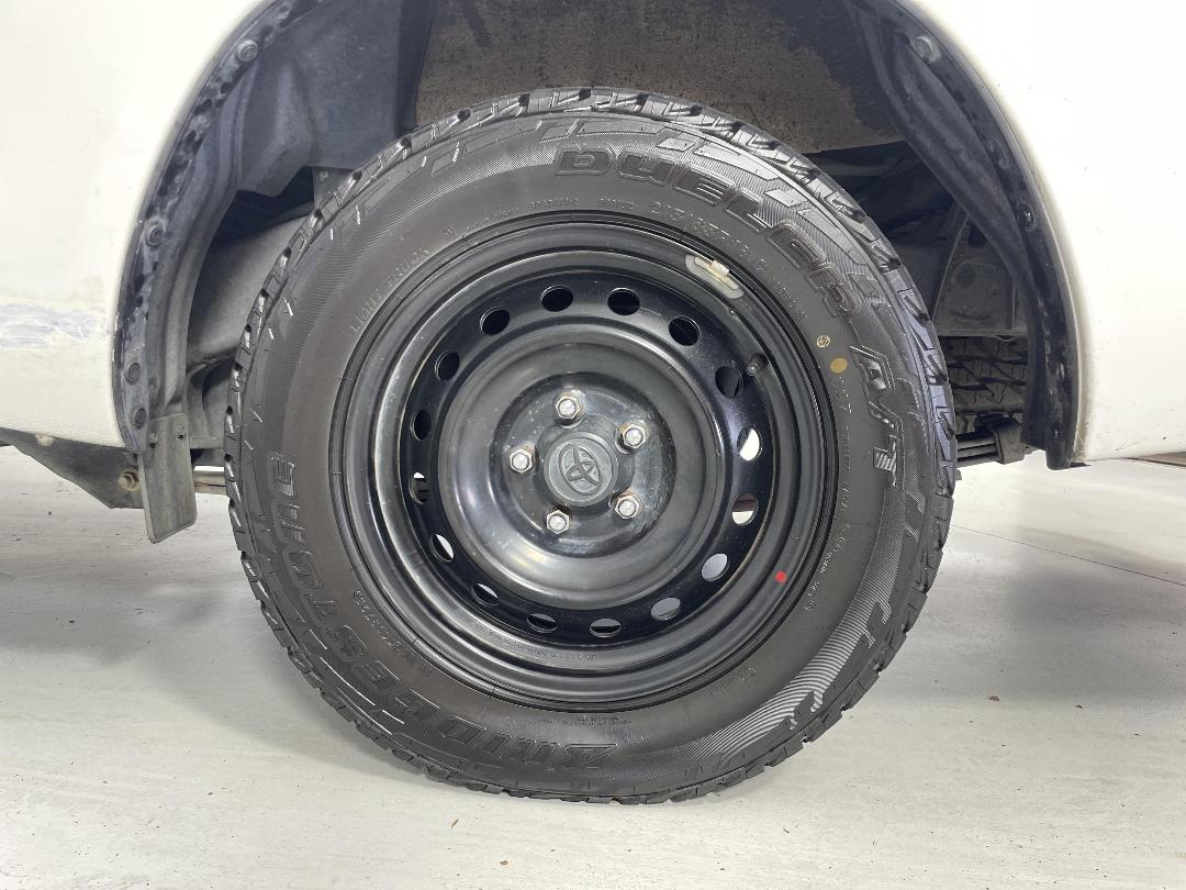 Photo '11' of Toyota Hilux Photo '11' of Toyota Hilux