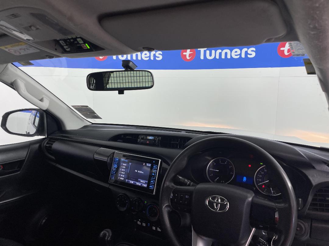 Photo '17' of Toyota Hilux Photo '17' of Toyota Hilux