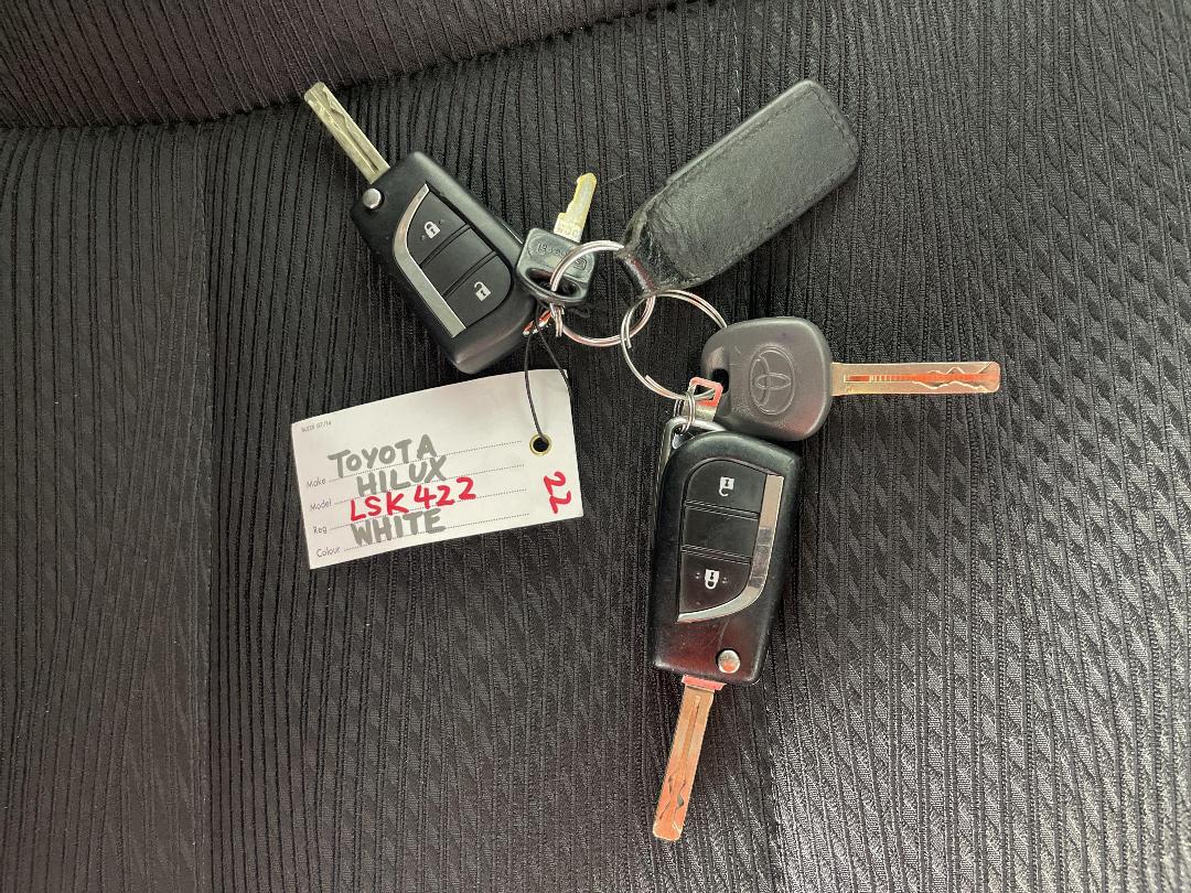 Photo '22' of Toyota Hilux Photo '22' of Toyota Hilux