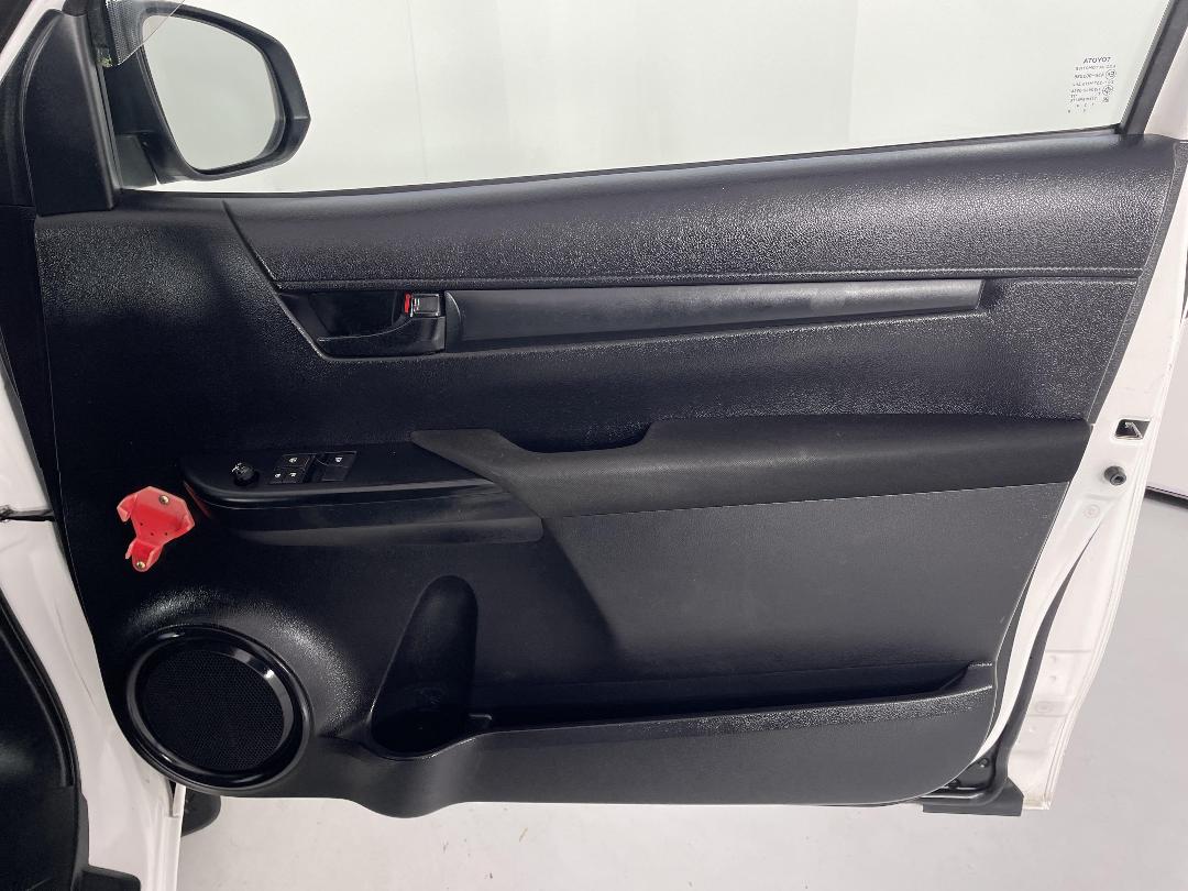 Photo '15' of Toyota Hilux