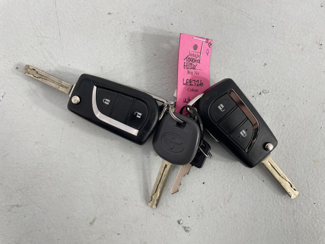 Photo '22' of Toyota Hilux