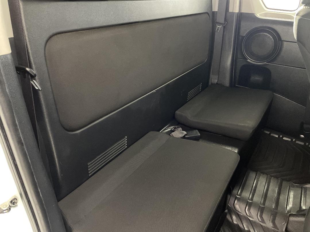 Photo '20' of Toyota Hilux