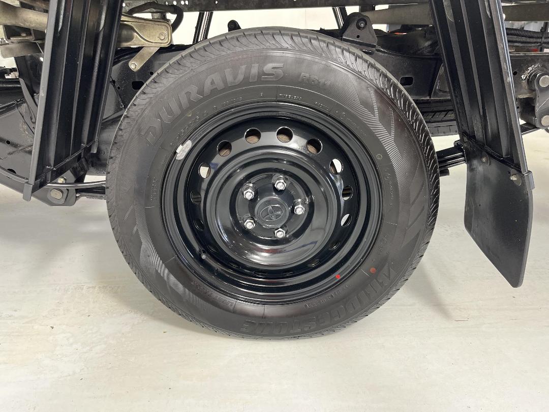 Photo '11' of Toyota Hilux