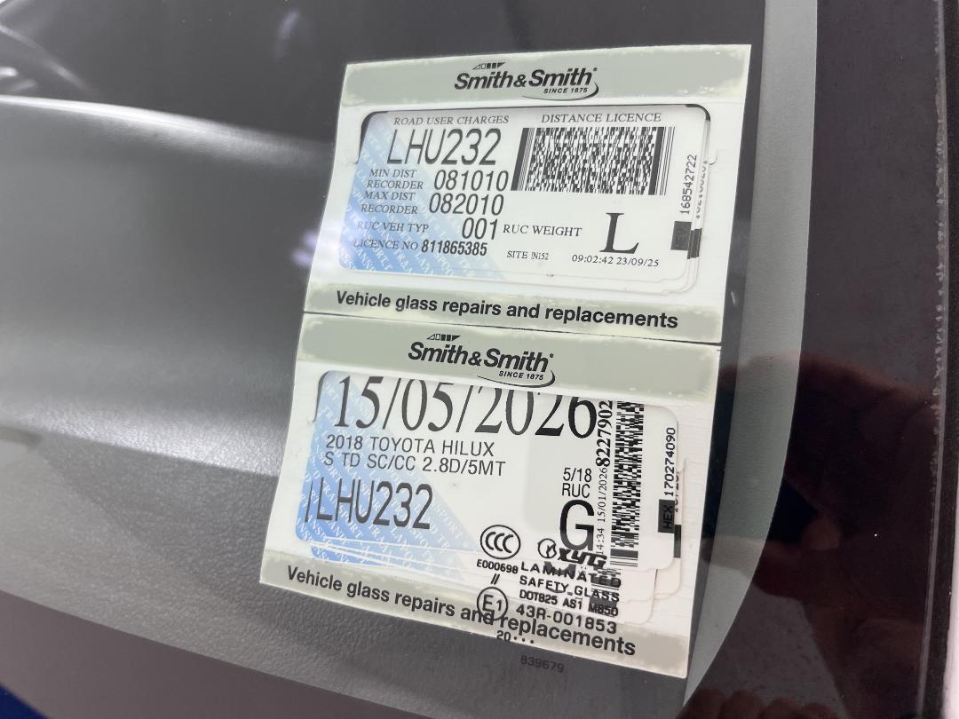 Photo '22' of Toyota Hilux