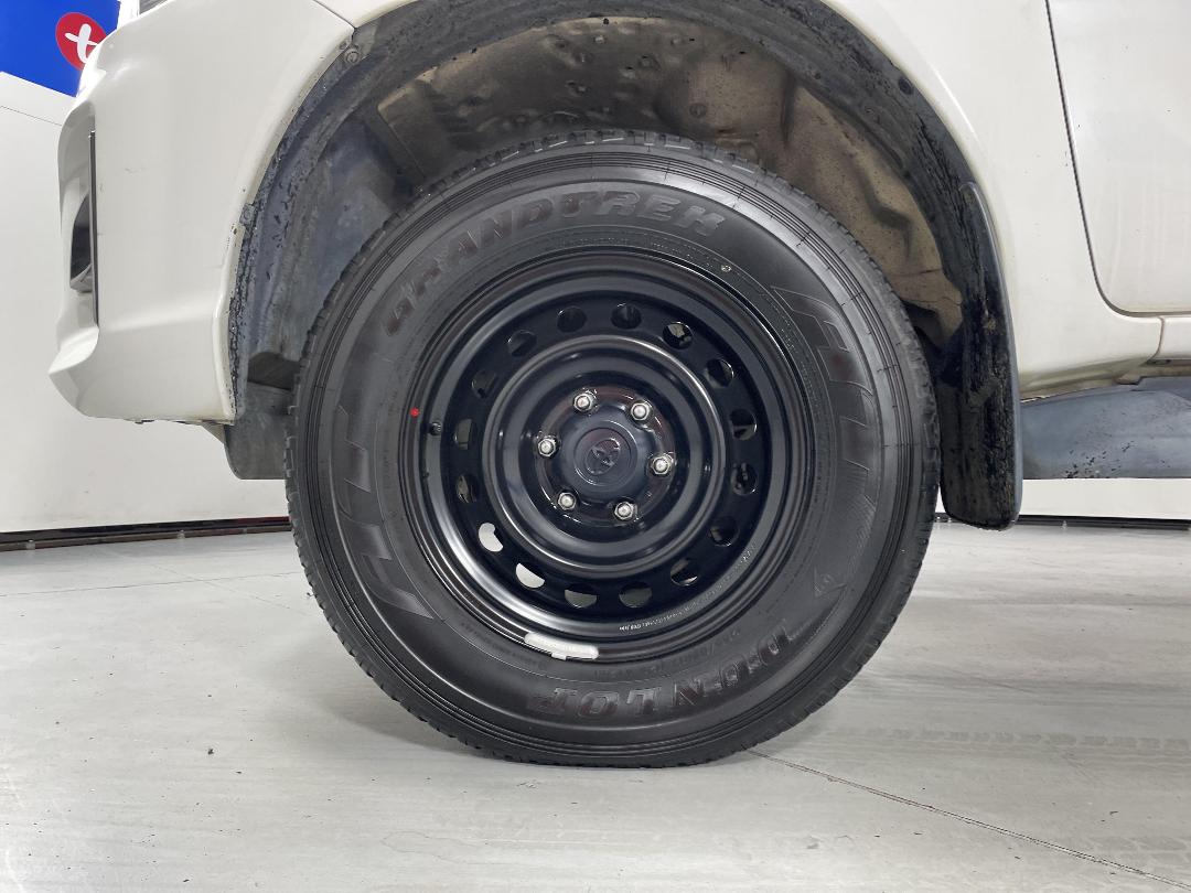 Photo '10' of Toyota Hilux