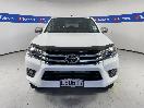 Thumbnail '2' of Toyota Hilux